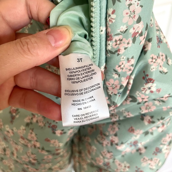 Tahari | Toddler Snowsuit - Picture 10 of 11